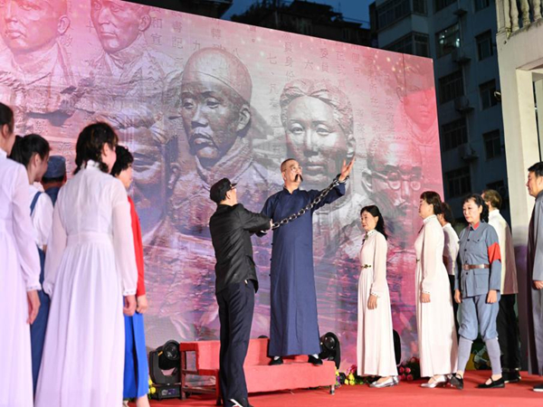 鄂州市區(qū)聯(lián)合紀(jì)念賀龍率二十軍從鄂城出征南昌起義97周年